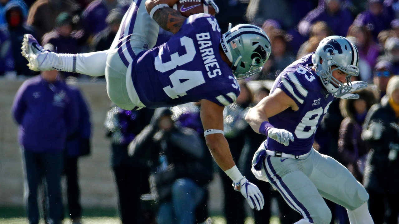 Barnes, Delton lift K-State to sloppy 21-17 win over Kansas